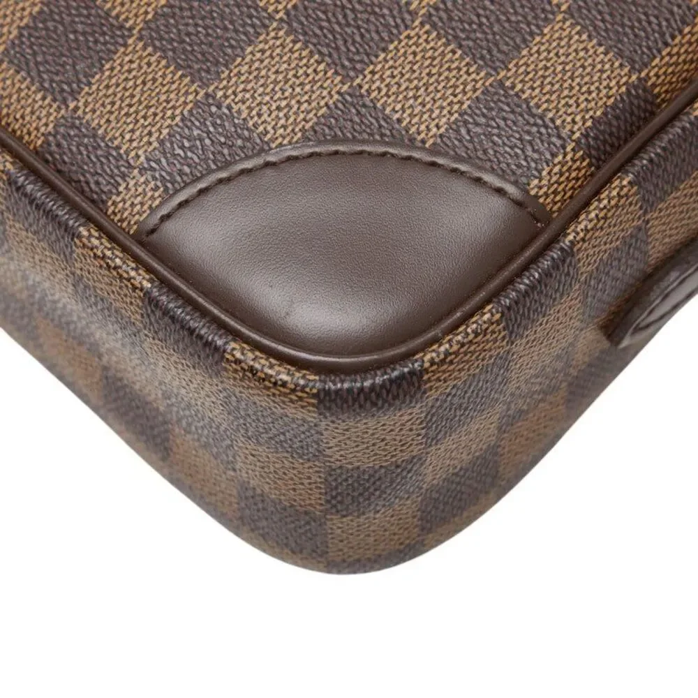 Louis Vuitton Trocadero 27 Crossbody Bag